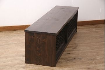 和製アンティーク　古建具リメイク　組子とモールガラス入り　モダンなデザインが魅力的なテレビ台(ローボード、テレビボード、収納棚)(R-054412)