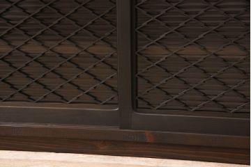 和製アンティーク　古建具リメイク　組子とモールガラス入り　モダンなデザインが魅力的なテレビ台(ローボード、テレビボード、収納棚)(R-054412)