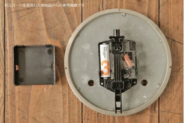 和製アンティーク　大正期　電池式　当店オリジナル紋様ガラス入り　レトロモダンな空間づくりにおすすめの柱時計(掛け時計、八角時計、柱時計、古時計)(R-054413)