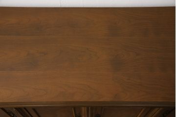 中古　美品　DREXEL HERITAGE(ドレクセルヘリテイジ)　品のある佇まいが美しいサイドボード(収納棚、戸棚、キャビネット)(R-054418)
