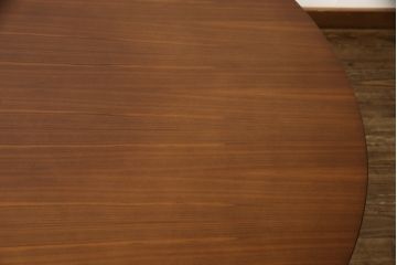 中古　美品　arflex(アルフレックス)　ステーションチェントロ(STATION CENTRO)　シンプルで洗練された佇まいのダイニングテーブル(定価約45万円)(ラウンドテーブル、丸テーブル)(R-054420)