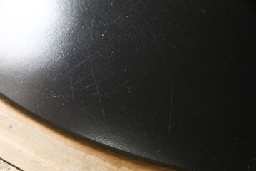 中古　美品　arflex(アルフレックス)　ステーションチェントロ(STATION CENTRO)　シンプルで洗練された佇まいのダイニングテーブル(定価約45万円)(ラウンドテーブル、丸テーブル)(R-054420)