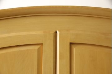 中古　アメリカ　ETHAN ALLEN(イーセンアーレン)　ナチュラルな色合いとフォルムがかわいらしいワードローブ(洋服タンス、収納棚)(R-054421)