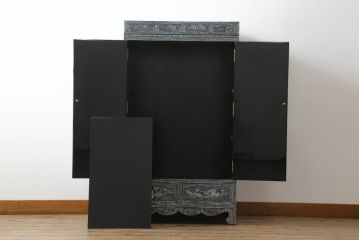 中古　韓国民芸家具　隅々まで施された螺鈿細工が華やかな収納棚(定価約85万円)(戸棚、キャビネット)(R-054422)