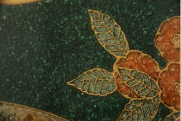 中古　最高級品　宝石象嵌工芸品　光泉　光雲　蒔絵　圧巻!色とりどりの輝きを放つ宝石が空間を華やかに彩る整理タンス(着物箪笥、引き出し、チェスト、収納箪笥)(R-054423)