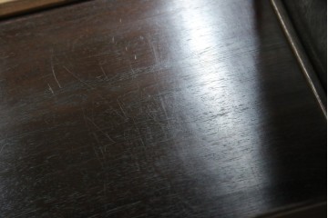 和製アンティーク　上手物!　漆塗り　指物　紫檀(シタン)材　細やかな透かし彫りが目を引く飾り棚　(R-054424)