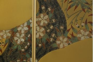 中古　最高級品　宝石象嵌工芸品　光泉　光雲　蒔絵　圧巻!色とりどりの輝きを放つ宝石が空間を華やかに彩る整理タンス(着物箪笥、引き出し、チェスト、収納箪笥)(R-054428)
