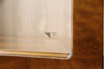 中古　大塚家具取り扱い　イタリア　クラシカルな雰囲気を醸し出すキャビネット(定価約60万円)(戸棚、収納棚、飾り棚)(R-054430)