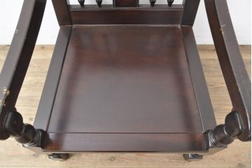 中古　松本民芸家具　上品な佇まいが魅力のD型布張り椅子(定価約27万円)(アームチェア、1人掛けソファ)(R-054434)
