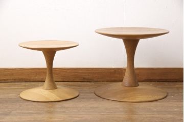 ヴィンテージ家具　デンマークビンテージ　Nanna Ditzel(ナナ・ディッツェル)　TRISSEN STOOL(トリッセンスツール)　北欧スタイルやナチュラルスタイルの空間づくりに活躍するスツール2脚セット(サイドテーブル、コーヒーテーブル、ラウンドテーブル)(2つで定価約12万円)(R-054437)