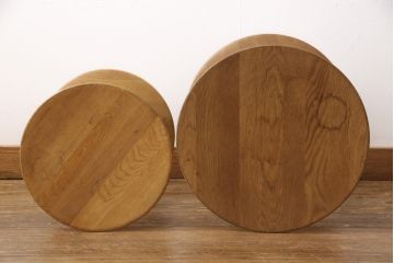 ヴィンテージ家具　デンマークビンテージ　Nanna Ditzel(ナナ・ディッツェル)　TRISSEN STOOL(トリッセンスツール)　北欧スタイルやナチュラルスタイルの空間づくりに活躍するスツール2脚セット(サイドテーブル、コーヒーテーブル、ラウンドテーブル)(2つで定価約12万円)(R-054437)