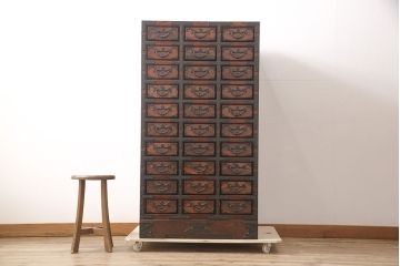 中古　希少!　特注　超美品　岩谷堂箪笥　貴重品管理におすすめのからくり金庫箪笥(定価約250万円)(薬箪笥、小間物箪笥、引き出し、小物収納)(R-054438)