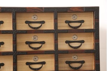 中古　希少!　特注　超美品　岩谷堂箪笥　貴重品管理におすすめのからくり金庫箪笥(定価約250万円)(薬箪笥、小間物箪笥、引き出し、小物収納)(R-054438)