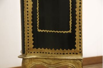 中古　希少　イタリア高級輸入家具　繊細な色使いで描かれた花の絵が美しいランジェリーチェスト(縦型チェスト、引き出し)(R-054439)
