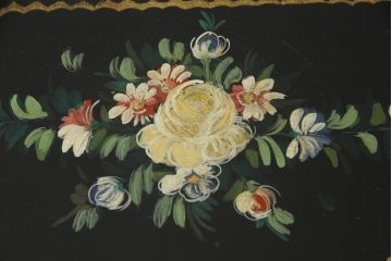 中古　希少　イタリア高級輸入家具　繊細な色使いで描かれた花の絵が美しいランジェリーチェスト(縦型チェスト、引き出し)(R-054439)