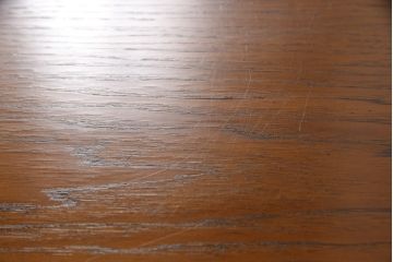 中古　美品　DREXEL HERITAGE(ドレクセルヘリテイジ)　細部までこだわりの詰まったデザインが素敵なサイドテーブル(ローテーブル、ナイトテーブル)(R-054440)