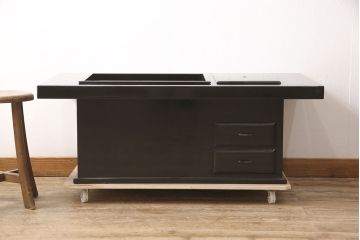 中古　美品　輪島塗り　井桁に木瓜の紋が目を引く長火鉢(囲炉裏、関西火鉢)(R-054441)