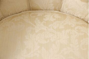 中古　超美品　DREXEL HERITAGE(ドレクセルヘリテイジ)　アップホルスタリ―　気品ある佇まいが美しい1人掛けソファ(定価約62万円)(一人掛けソファ、アームチェア)(R-054443)