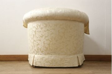 中古　超美品　DREXEL HERITAGE(ドレクセルヘリテイジ)　アップホルスタリ—　気品ある佇まいが美しい1人掛けソファ(定価約62万円)(一人掛けソファ、アームチェア)(R-054444)