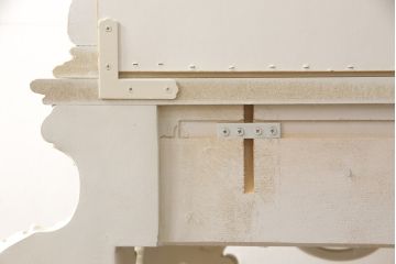 中古　美品　SILIK(シリック)　ロココ調　背面鏡張り　繊細な装飾が魅力!エレガントな佇まいのキャビネット(キュリオケース、ガラスケース、ショーケース、飾り棚、陳列棚、店舗什器)(定価約115万円)(R-054452)