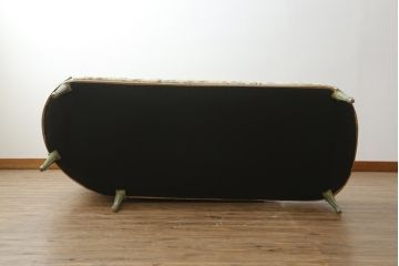 中古　高級輸入家具　ヨーロッパ　優しい色合いで上品な雰囲気を醸し出すシェーズロング(カウチソファ、長椅子)(R-054453)
