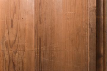 アンティーク建具　和の趣溢れる舞良戸2枚セット(板戸、帯戸、引き戸)(R-054457)