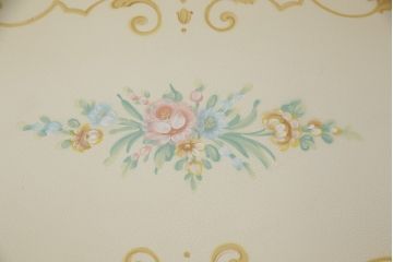 中古　美品　SILIK(シリック)　気品溢れる佇まいが目を引くワゴンテーブル(トロリー、キッチンワゴン)(R-054460)