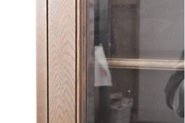 中古　神戸洋家具　永田良介商店　直線的でスッキリした佇まいが魅力的なキャビネット(食器棚、戸棚、収納棚)(R-054463)