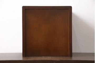中古　美品　伝統工芸　日光彫り　大胆にあしらわれた花の図柄が魅力的な小引き出し(小物収納・卓上収納)(R-054470)
