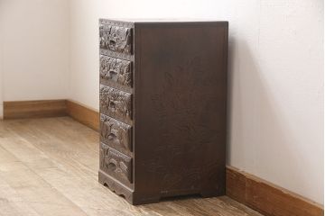 中古　美品　伝統工芸　日光彫り　華やかな花の意匠が魅力的な小引き出し(小物収納、卓上収納)(R-054471)