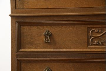 和製ビンテージ　神戸洋家具　繊細な彫刻が美しい衣装タンス(洋服箪笥、衣装盆、着物箪笥、ヴィンテージ)(R-054475)