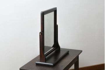 中古　美品　北海道民芸家具　シンプルで落ち着いた佇まいが美しい卓上ミラー(鏡)(R-054479)
