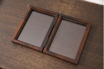 中古　北海道民芸家具　シックな色合いと品のあるデザインが目を引く本立て+写真立てセット(ブックスタンド)(R-054481)