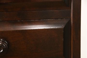 中古　北海道民芸家具　取り入れやすいサイズが嬉しい!落ち着きのある大人の空間を演出するローチェスト(引き出し、ローボード)(R-054484)