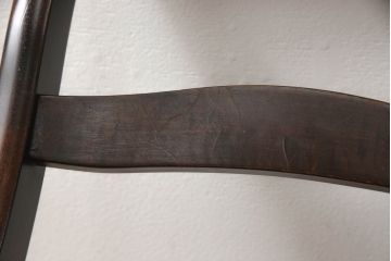 中古　北海道民芸家具　HM686　シックな色合いが落ち着いた雰囲気を醸し出すチェア2脚セット(板座チェア、椅子、ダイニングチェア)(R-054487)