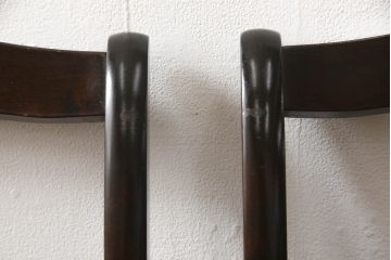 中古　北海道民芸家具　HM686　シックな色合いが落ち着いた雰囲気を醸し出すチェア2脚セット(板座チェア、椅子、ダイニングチェア)(R-054488)
