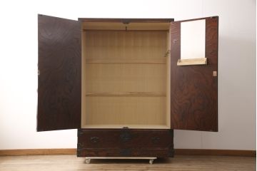 中古　超美品　岩谷堂箪笥　迫力ある木目が印象的なワードローブ(洋服タンス、収納棚)(R-054493)