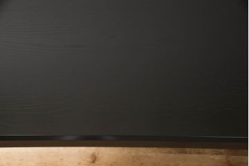 中古　美品　秋田木工　直線的なシンプルなデザインでモダンな空間を演出するダイニングテーブル(2人掛け、4人掛け)(R-054497)