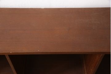 デンマークビンテージ　チーク材　シンプルな中に洗練された美しさを感じるキャビネット(ブックシェルフ、本棚、飾り棚、サイドボード、ヴィンテージ)(R-054499)