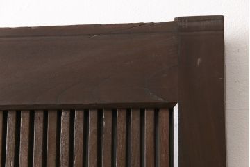 アンティーク建具　明治期　当店リメイク　縦に並んだ帯鉄がアンティークモダンな雰囲気を醸し出すクリアガラス入り格子蔵戸1枚(玄関戸、格子戸、引き戸)(R-054507)