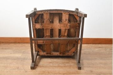 和製アンティーク　ナラ材　クラシカルな雰囲気漂うアームチェア(椅子、イス)(R-054521)