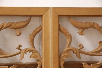 アンティーク建具　和製アンティーク　昭和中期　ダマスク柄のようなモダンな彫刻が魅力的な欄間2枚セット(明り取り、明かり取り、ディスプレイ)(R-054527)