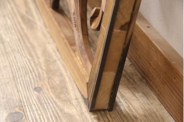 アンティーク建具　和製アンティーク　昭和中期　黒柿枠　ボタニカルアート　植物モチーフの彫刻が魅力!ヨーロピアンな雰囲気を醸し出す欄間1枚(明り取り、明かり取り、ディスプレイ)(R-054533)