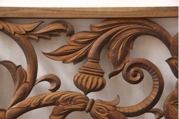 アンティーク建具　和製アンティーク　昭和中期　黒柿枠　ボタニカルアート　植物モチーフの彫刻が魅力!ヨーロピアンな雰囲気を醸し出す欄間1枚(明り取り、明かり取り、ディスプレイ)(R-054533)