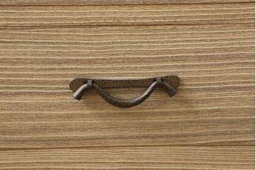 中古　美品　国産手造り　台輪付きリメイク　上品な佇まいの総桐箪笥・上段(並厚)(総桐たんす、着物箪笥、衣装箪笥、サイドチェスト)(定価約64万円)(R-054542)