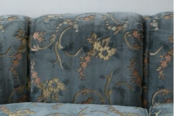 中古　美品　DREXEL HERITAGE(ドレクセルヘリテイジ)　アームカバー付き　上質な空間づくりにおすすめ!落ち着いた色合いが魅力の2.5人掛けワイドソファ(2Pソファ、2人掛け、二人掛け、3人掛け、三人掛け、3P)(定価約120万円)(R-054566)