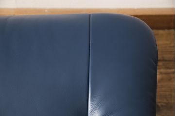 中古　美品　カリモク家具(karimoku)　ザ・ファースト　本革リクライニングチェア+オットマンのセット(定価約30万円)(アームチェア、1人掛けソファ)(R-054570)