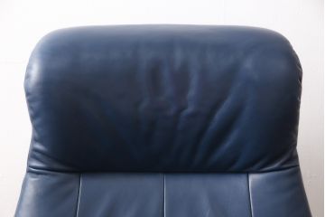 中古　美品　カリモク家具(karimoku)　ザ・ファースト　本革リクライニングチェア+オットマンのセット(定価約30万円)(アームチェア、1人掛けソファ)(R-054571)