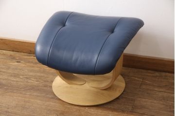 中古　美品　カリモク家具(karimoku)　ザ・ファースト　本革リクライニングチェア+オットマンのセット(定価約30万円)(アームチェア、1人掛けソファ)(R-054571)