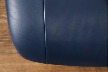 中古　美品　カリモク家具(karimoku)　ザ・ファースト　本革リクライニングチェア+オットマンのセット(定価約30万円)(アームチェア、1人掛けソファ)(R-054571)